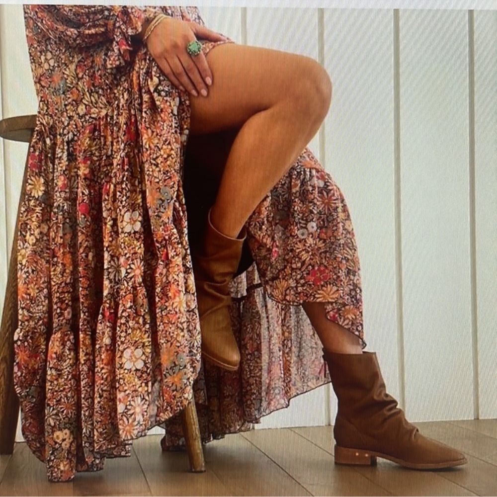 Beek Ostrich Slouch Boots in dark brown Size 7